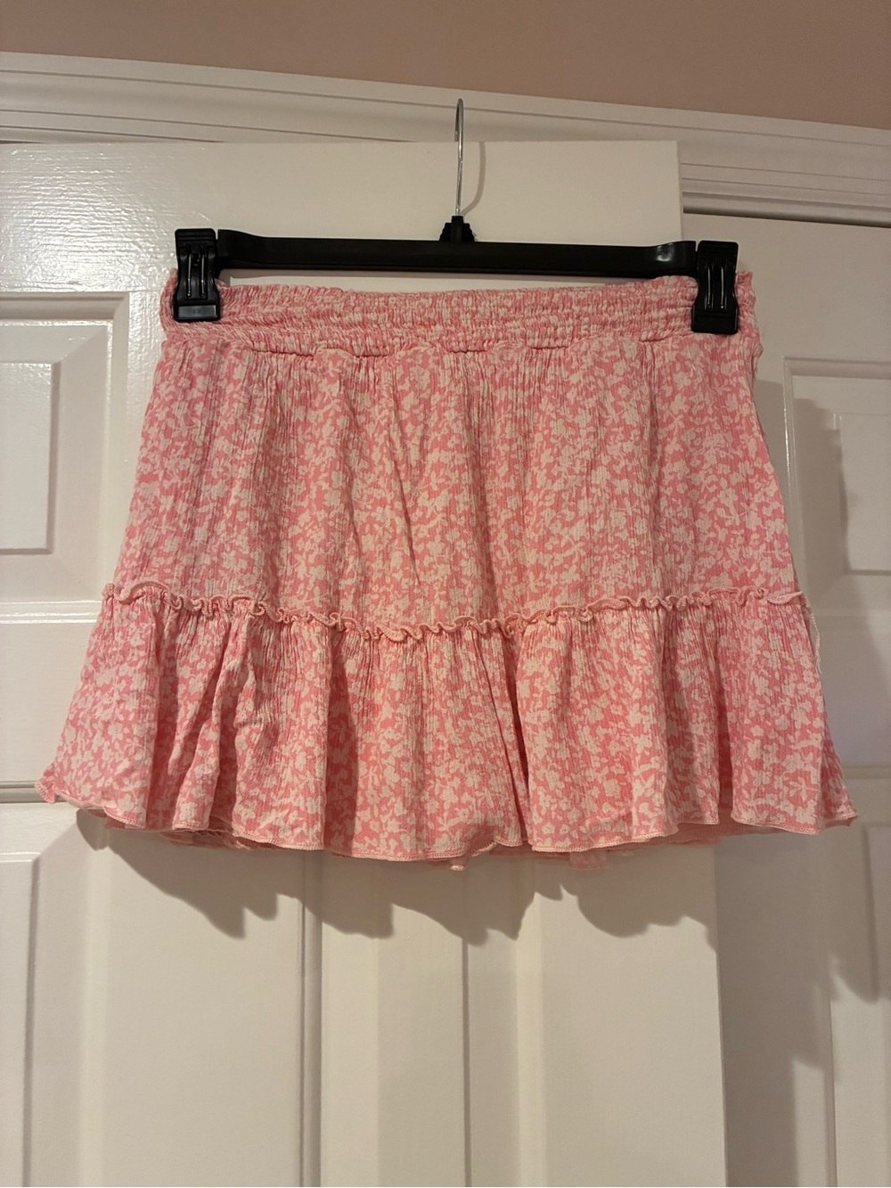Pink lily Floral Tiered Mini Skirt
